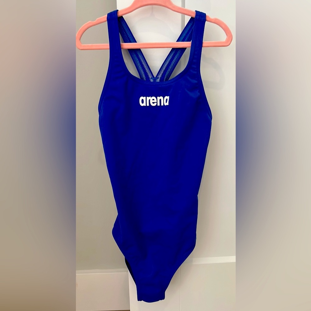 swim team Arena